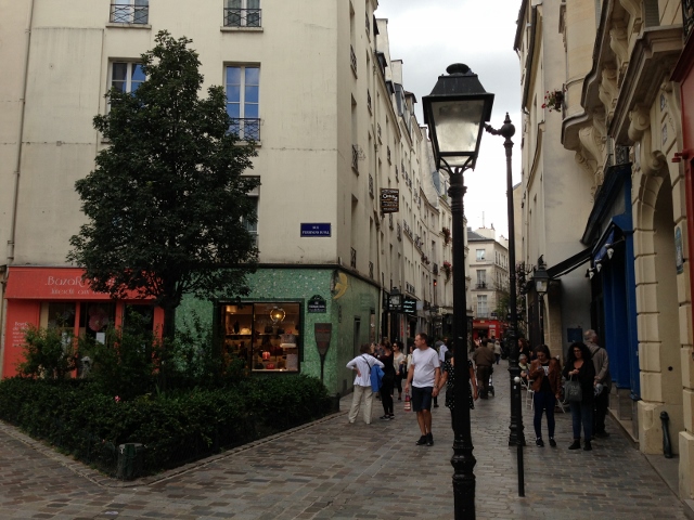 La Parigi ebraica: rue de Rosiers