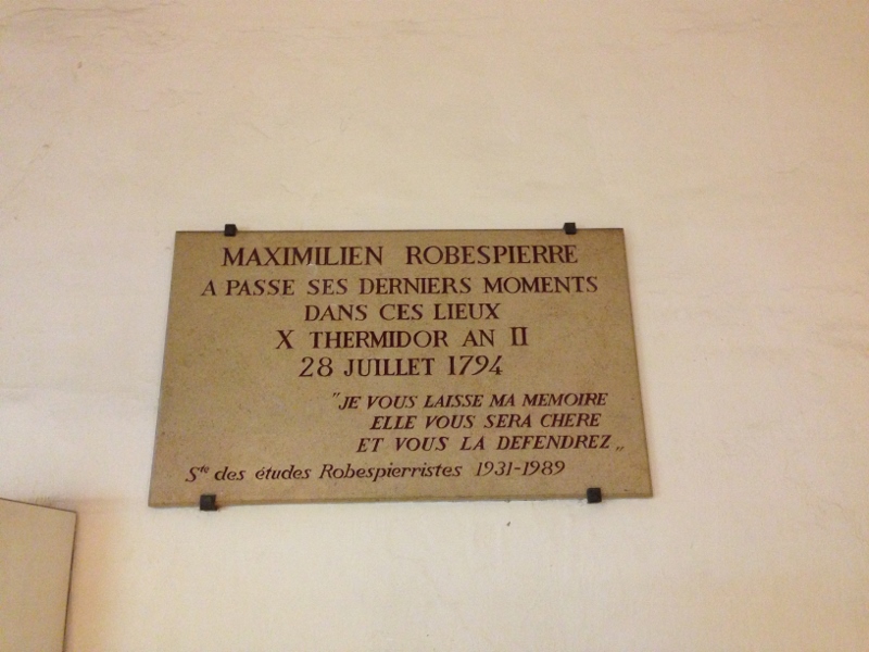 La Conciergerie - targa relativa al passaggio di Robespierre