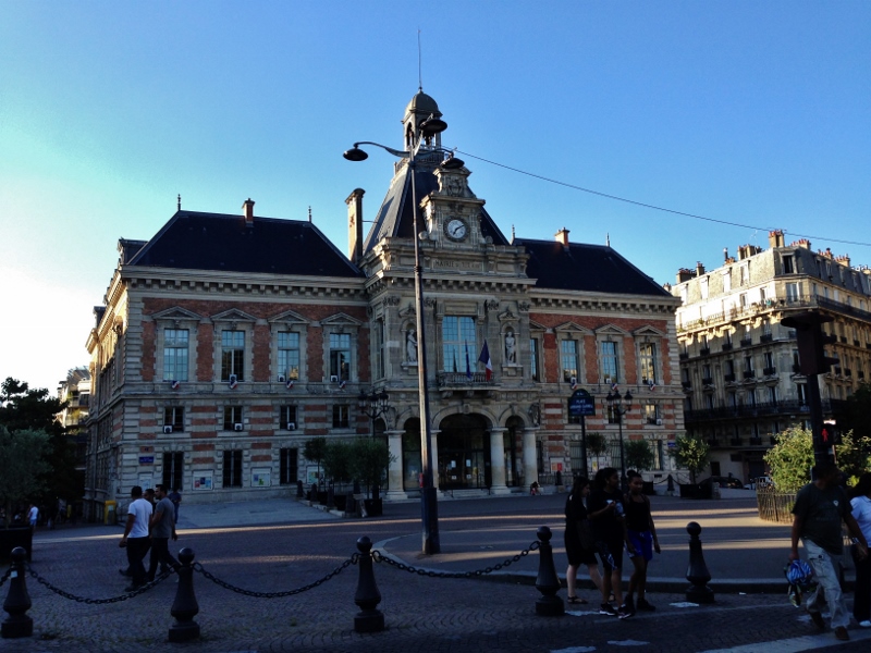 Itinerario parigino per un week end autentico - la Mairie del XiX arrondissement