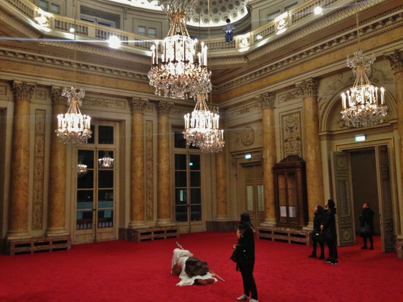 Un italiano a Parigi - nel salon Dupré Un italiano a Parigi - nel salon Dupré