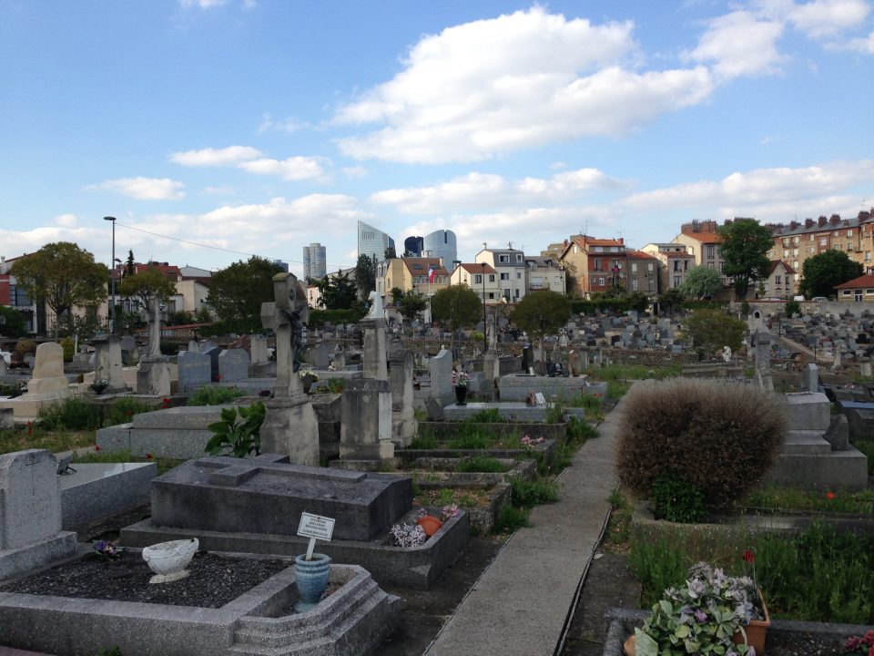 passeggiando per il cimitero Voltaire